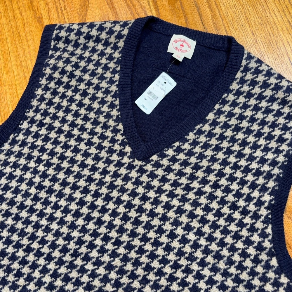 Brooks Brothers Sweater Vest Mens XXL Navy Houndstooth Lambswool V-Neck NWT
